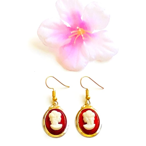 Rare  Beautiful  cameo 🌸 - Picture 3 of 3